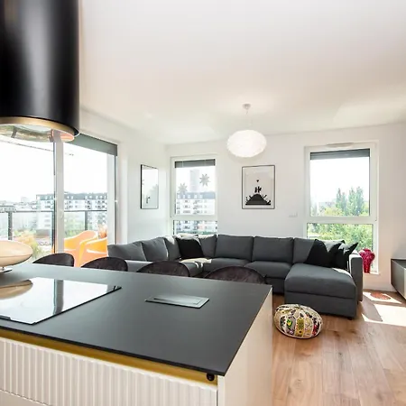 Super-Apartamenty Jezyce Camp Kosciuszko * Solacz