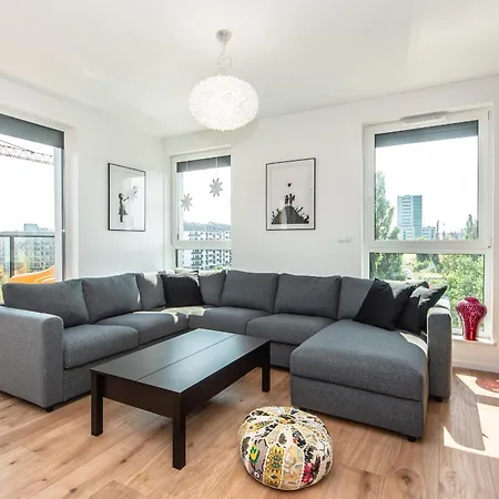Super-Apartamenty Jezyce Camp Kosciuszko *